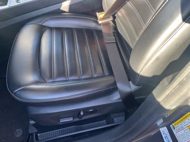 used 2024 Ford Edge car, priced at $20,553