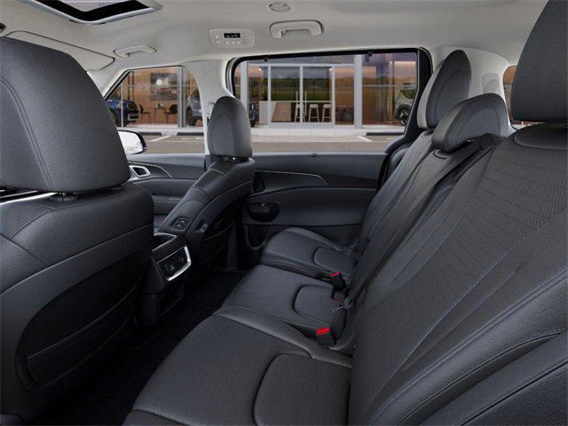 new 2026 Kia Carnival Hybrid car, priced at $52,625