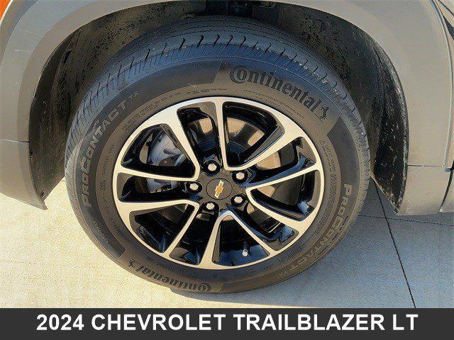 used 2024 Chevrolet TrailBlazer car, priced at $22,199