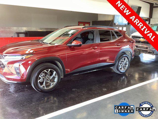 used 2025 Chevrolet Trax car, priced at $22,146