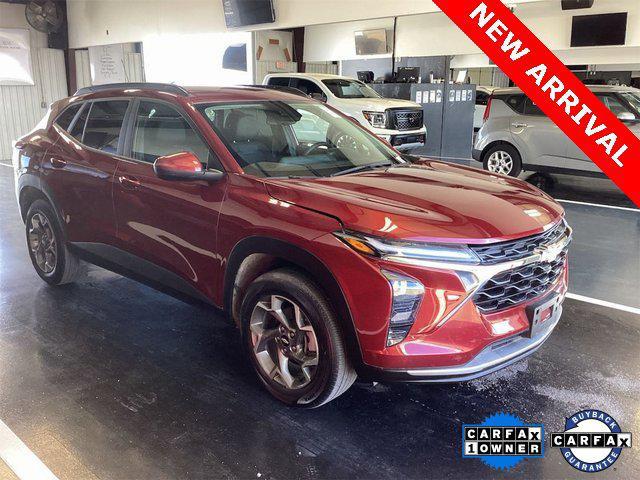 used 2025 Chevrolet Trax car, priced at $22,146