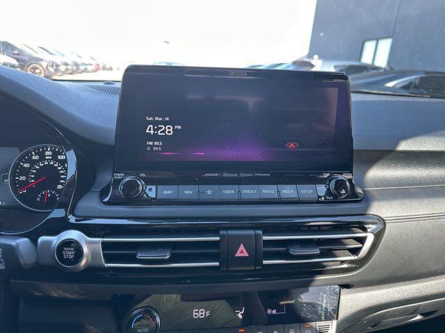 used 2023 Kia Seltos car, priced at $23,135