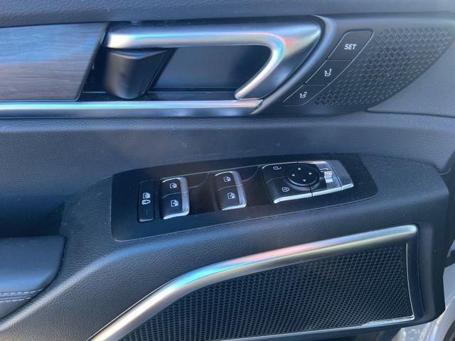 used 2024 Kia Telluride car, priced at $43,276