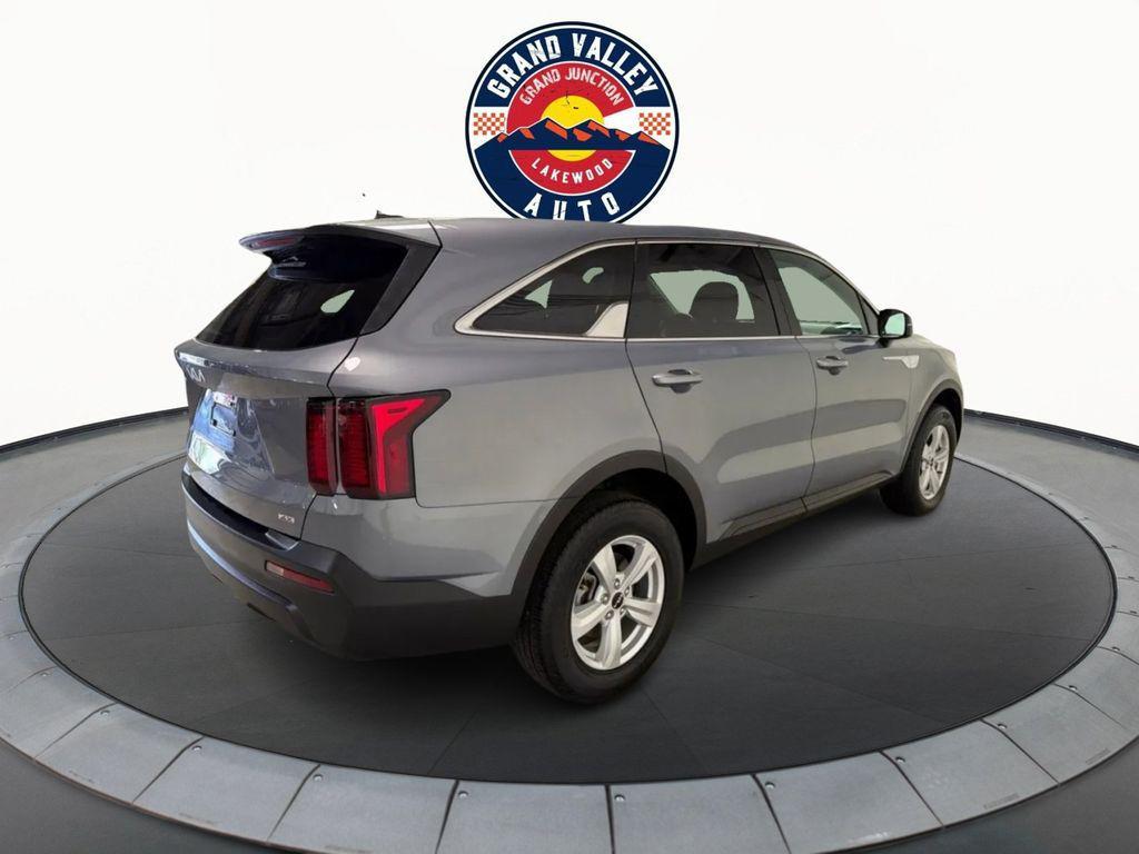 used 2023 Kia Sorento car, priced at $24,400