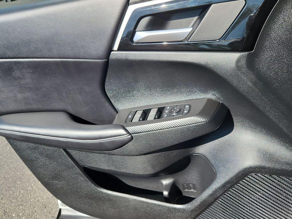 used 2023 Mitsubishi Outlander PHEV car, priced at $25,187