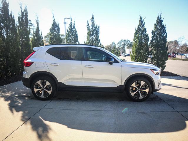 used 2025 Volvo XC40 car, priced at $30,924