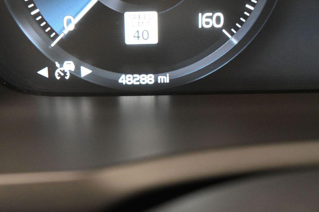 used 2021 Volvo XC90 car, priced at $32,121
