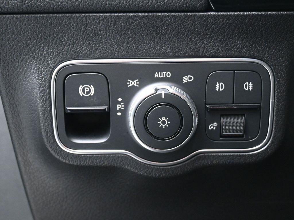 used 2022 Mercedes-Benz GLA 250 car, priced at $25,899