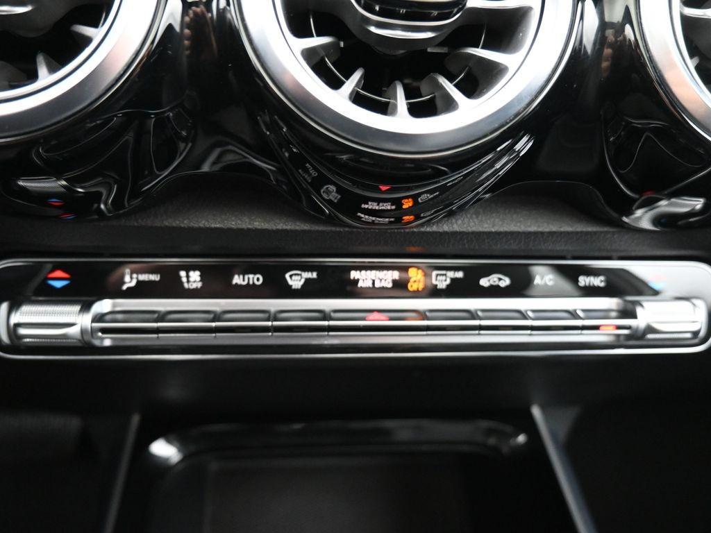 used 2022 Mercedes-Benz GLB 250 car, priced at $26,959