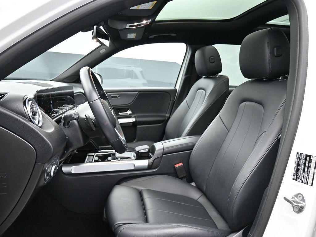 used 2022 Mercedes-Benz GLB 250 car, priced at $26,689