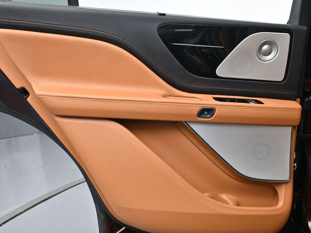 used 2022 Lincoln Aviator car, priced at $46,669