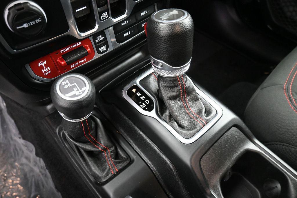 used 2021 Jeep Wrangler Unlimited car, priced at $31,901