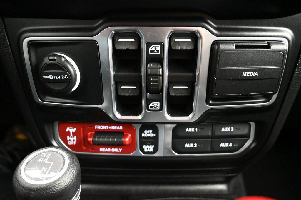 used 2021 Jeep Wrangler Unlimited car, priced at $31,901