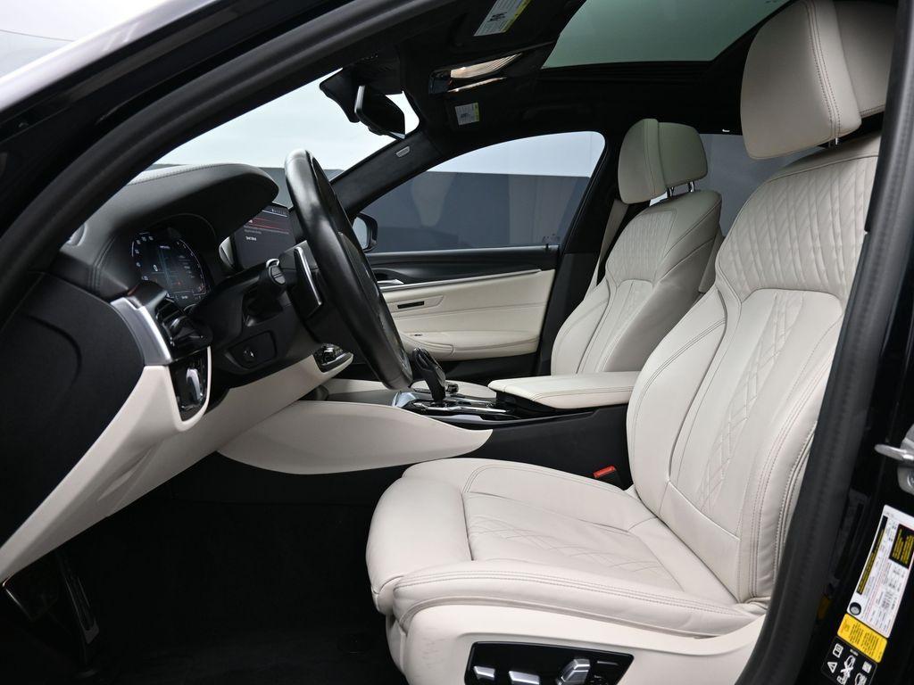 used 2023 BMW M550 car, priced at $50,369