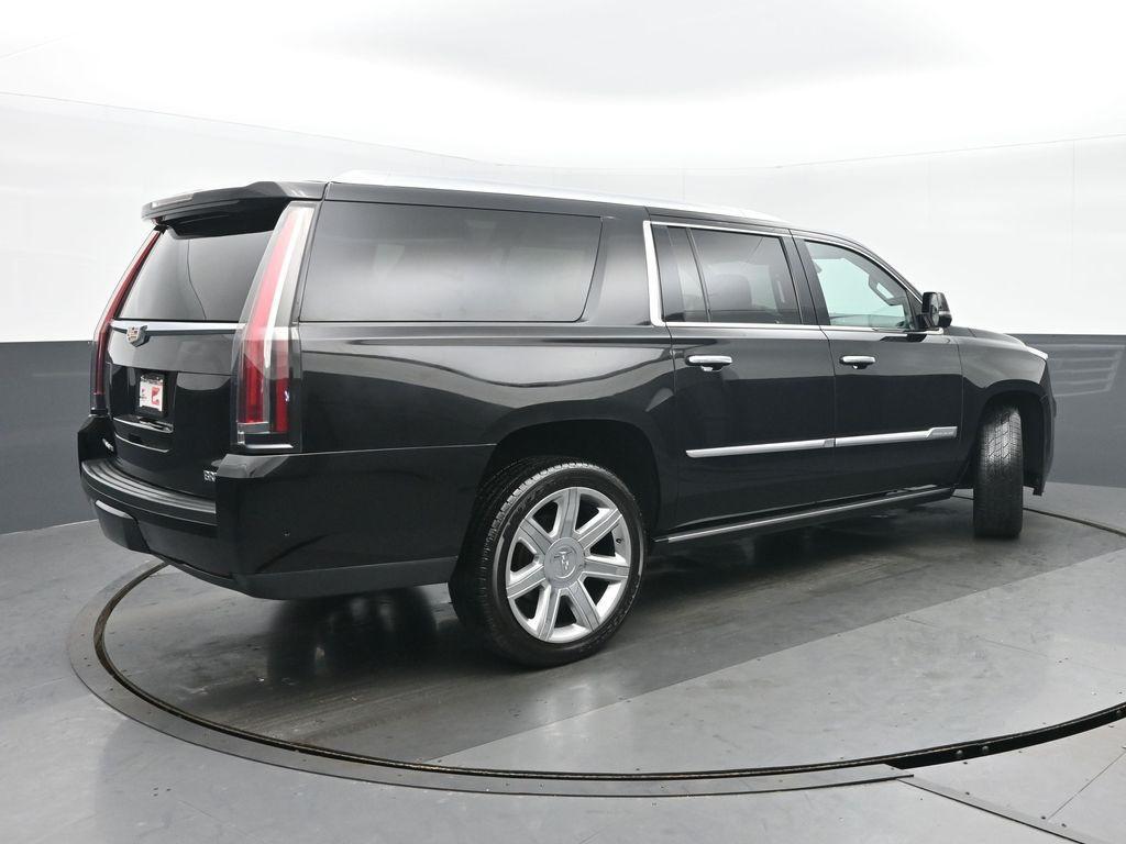 used 2020 Cadillac Escalade ESV car, priced at $37,169