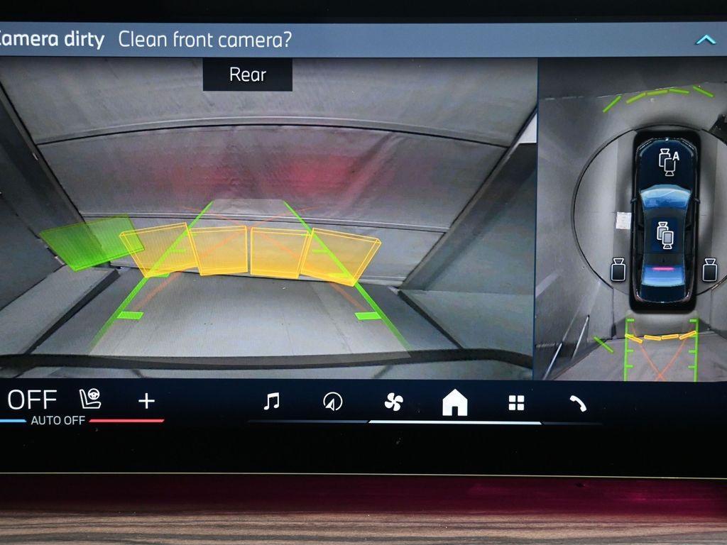 used 2023 BMW i7 car, priced at $63,659