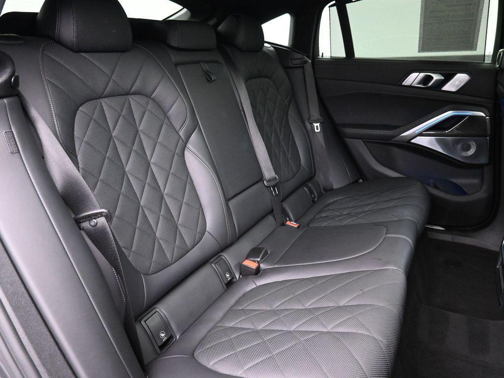 Dark Graphite Metallic 2023 BMW X6 xDrive40i