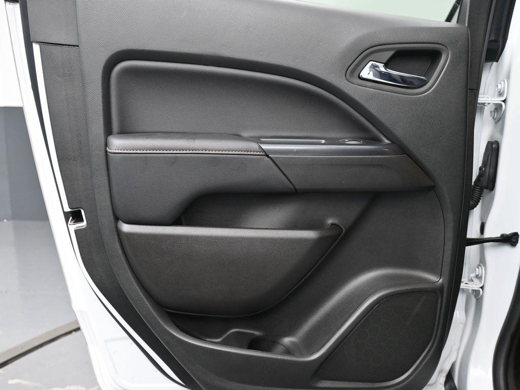 used 2022 GMC Canyon car, priced at $29,989