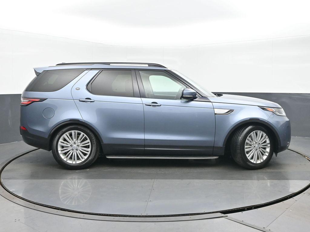 used 2018 Land Rover Discovery car, priced at $16,329