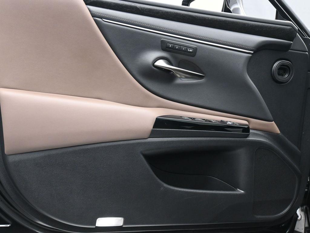 used 2023 Lexus ES 350 car, priced at $32,739