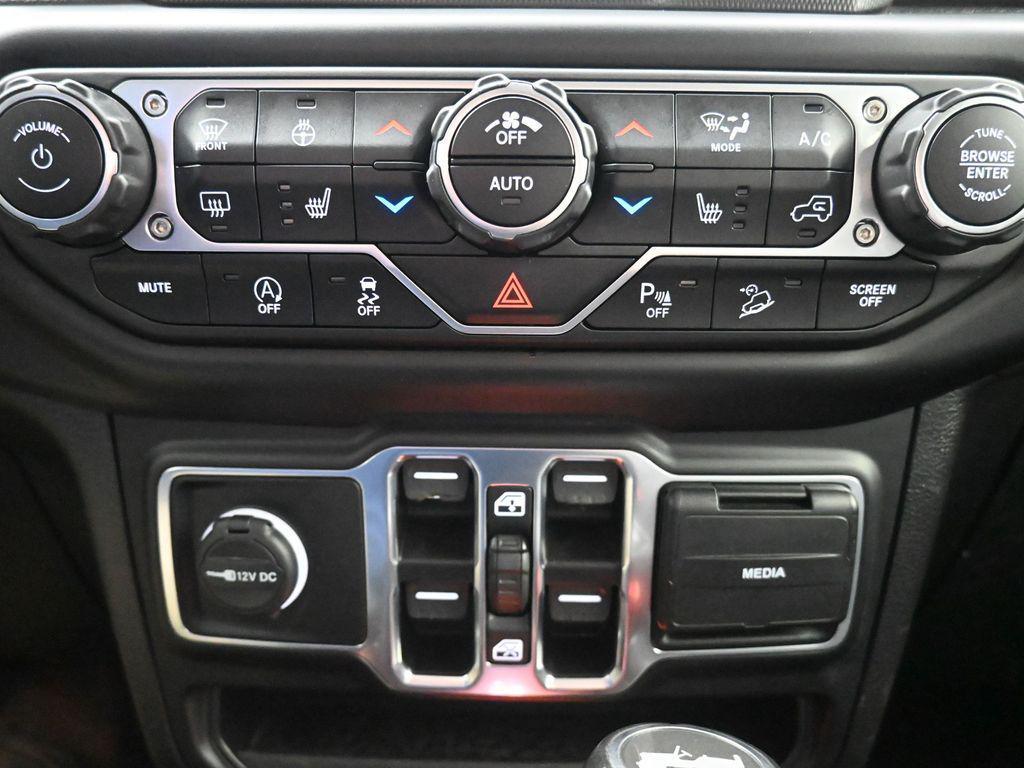 used 2021 Jeep Wrangler Unlimited car, priced at $25,801