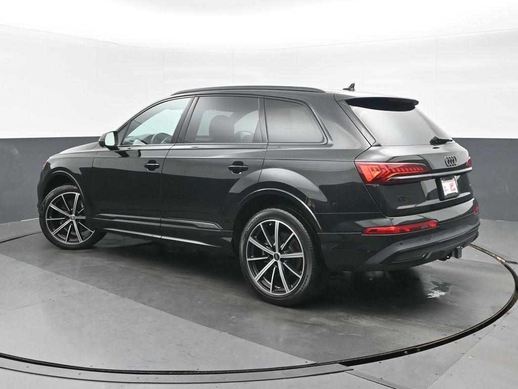 used 2023 Audi Q7 car, priced at $38,589
