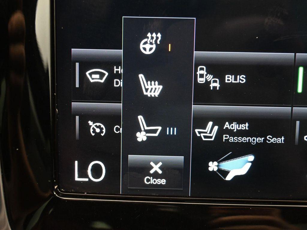 used 2020 Volvo XC90 car, priced at $25,979