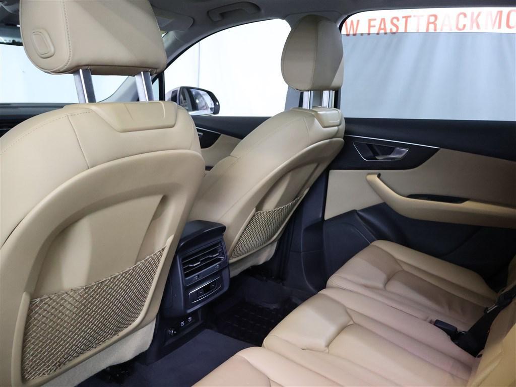 used 2021 Audi Q7 car, priced at $23,785