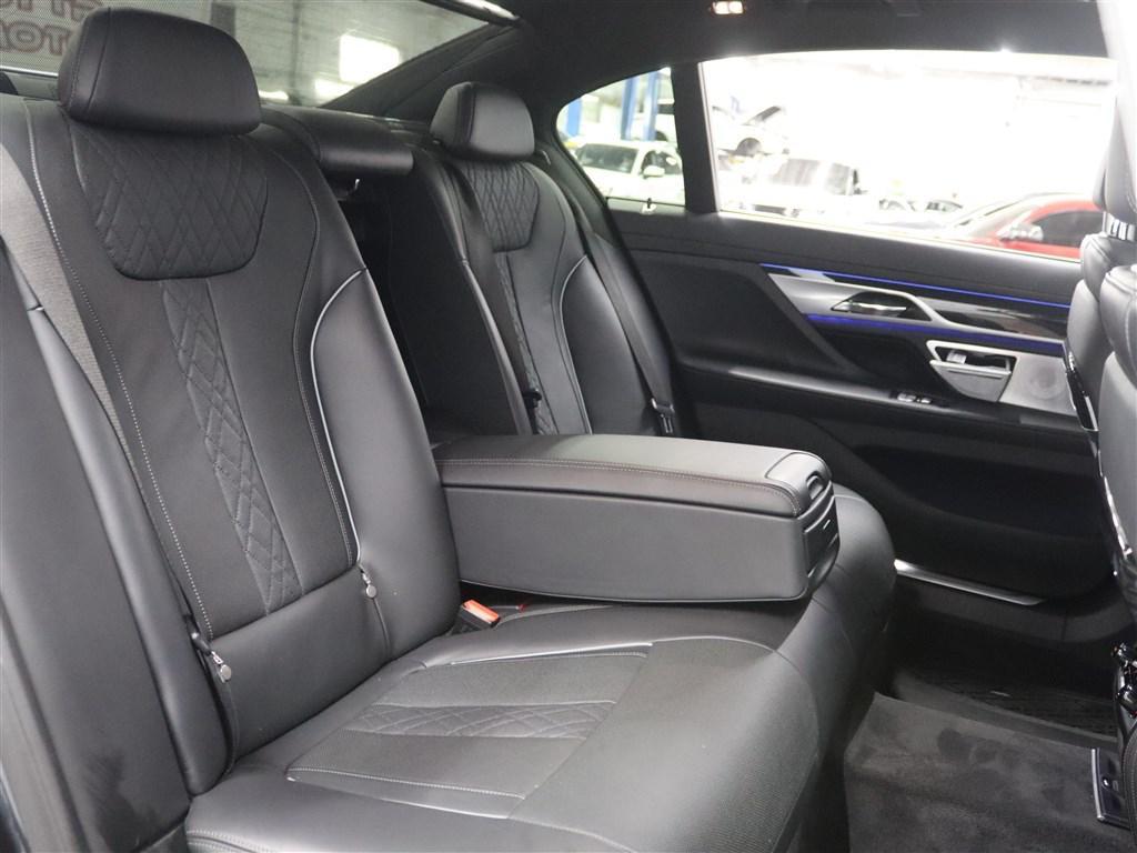 used 2019 BMW 750 car, priced at $23,785
