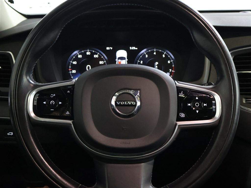 used 2020 Volvo XC90 car, priced at $20,985