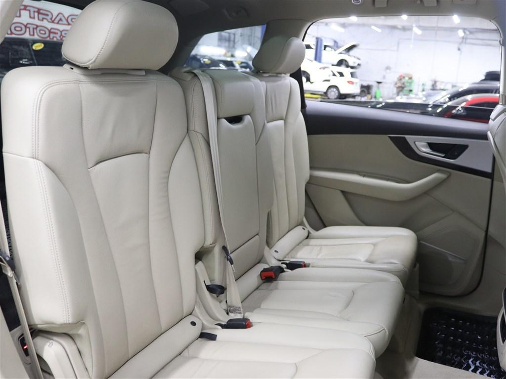 used 2017 Audi Q7 car, priced at $15,985