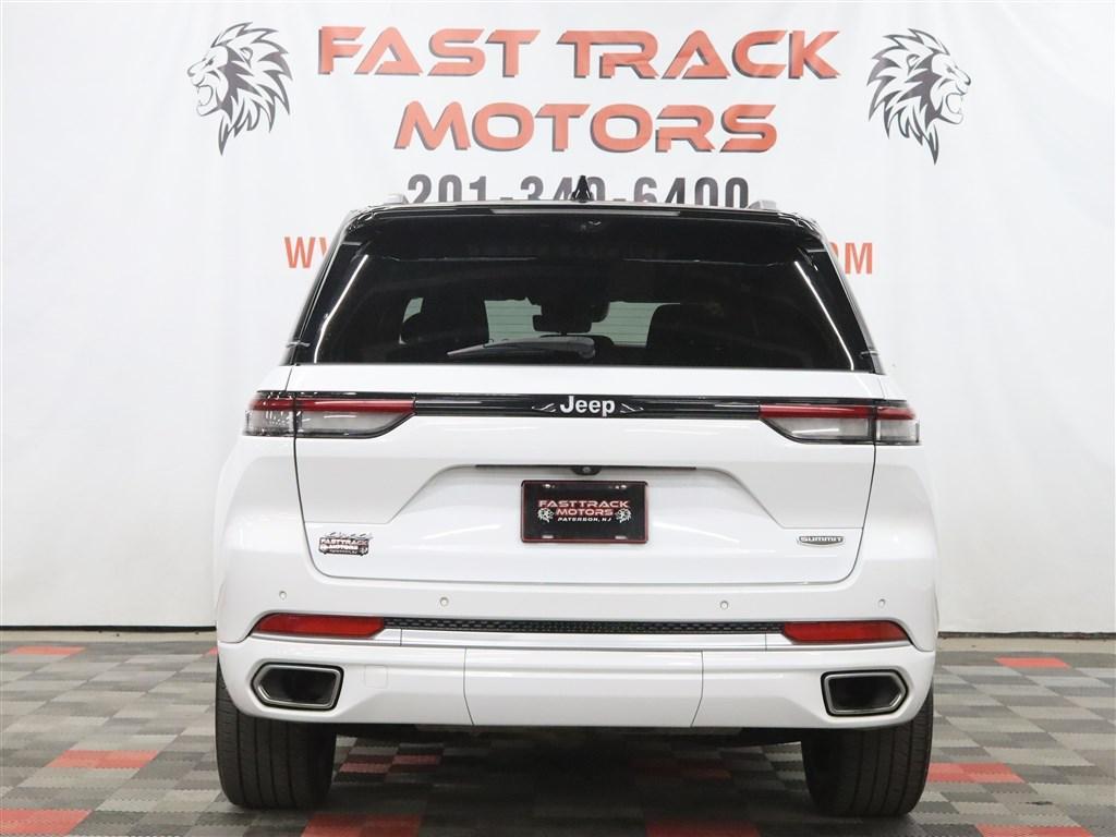 used 2022 Jeep Grand Cherokee car, priced at $28,885