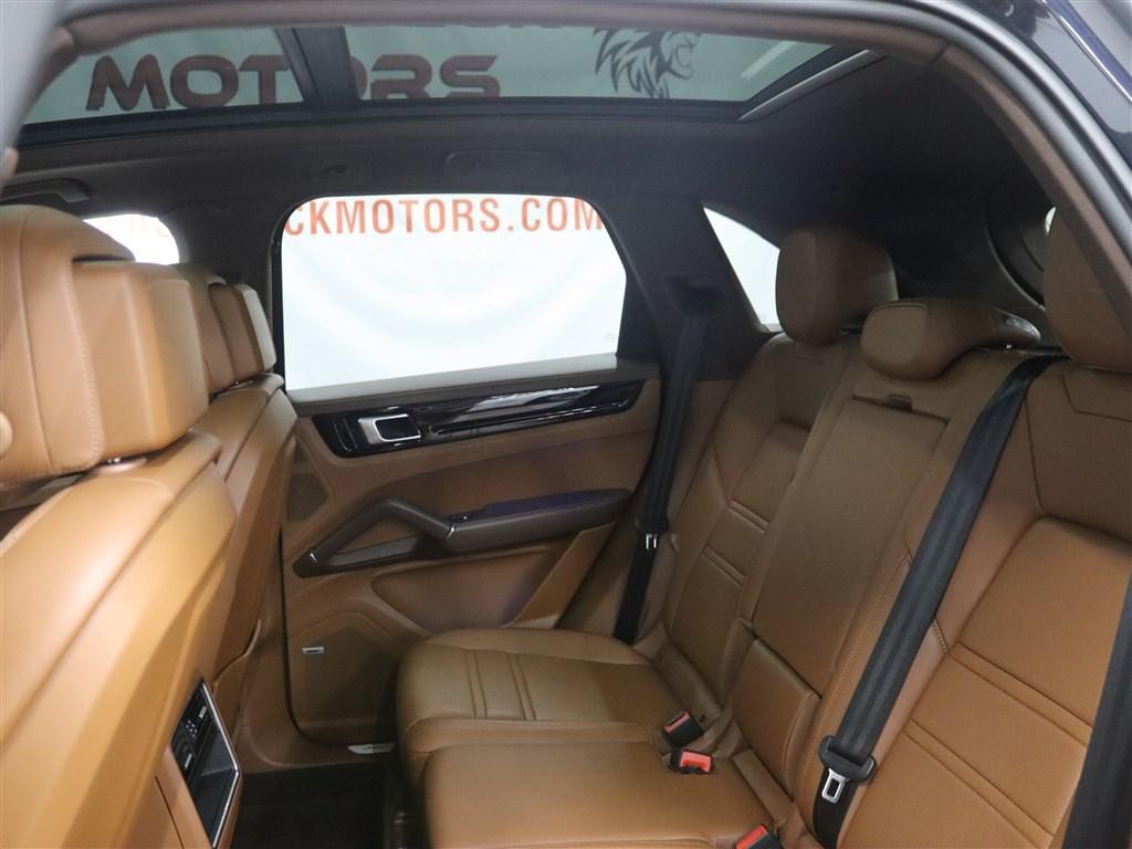 used 2019 Porsche Cayenne car, priced at $26,785