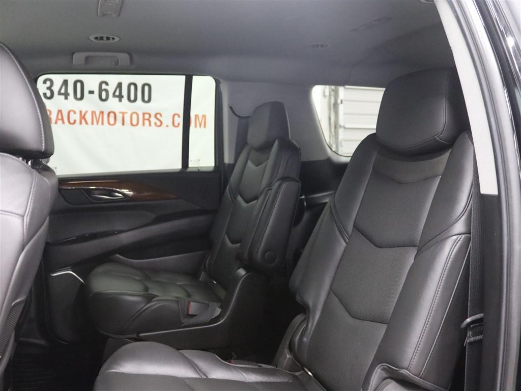 used 2019 Cadillac Escalade ESV car, priced at $25,985