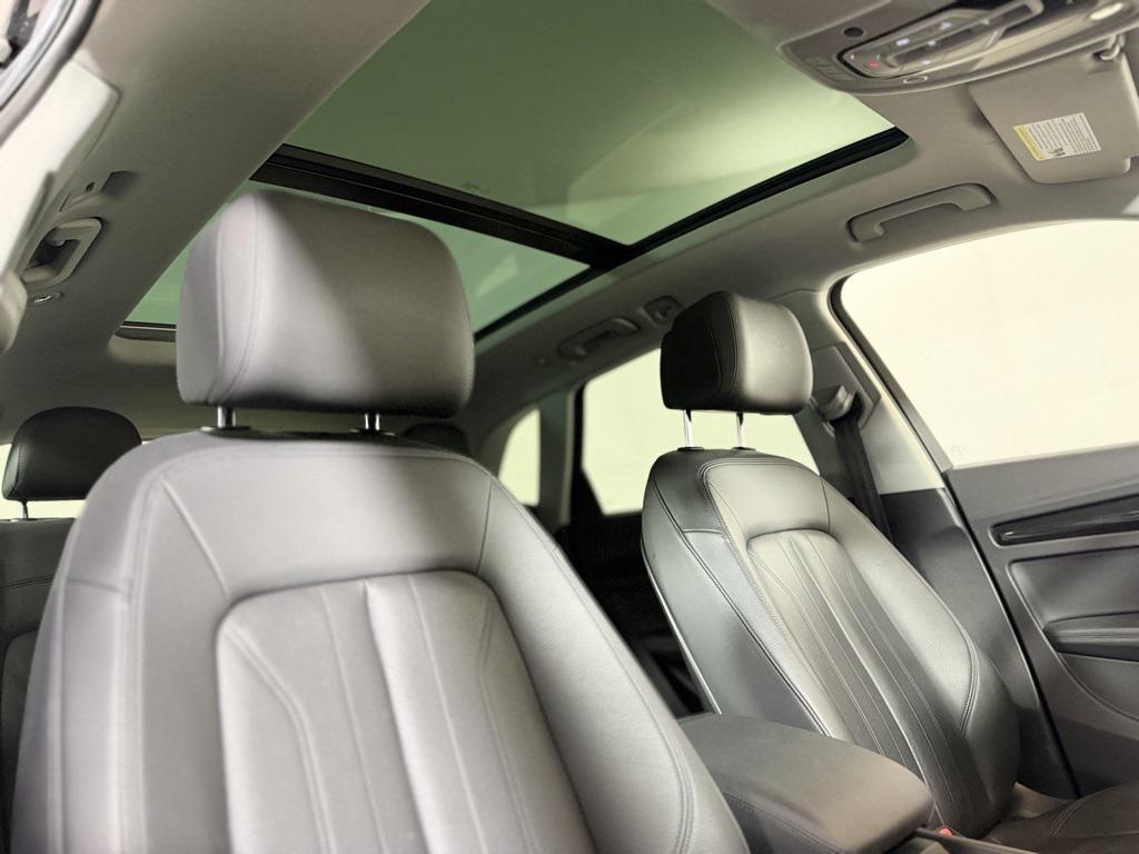 used 2020 Audi Q5 car, priced at $23,670