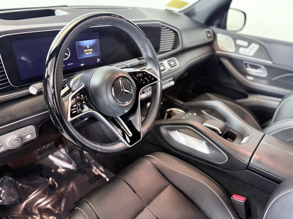 used 2024 Mercedes-Benz GLE 450 car, priced at $55,150