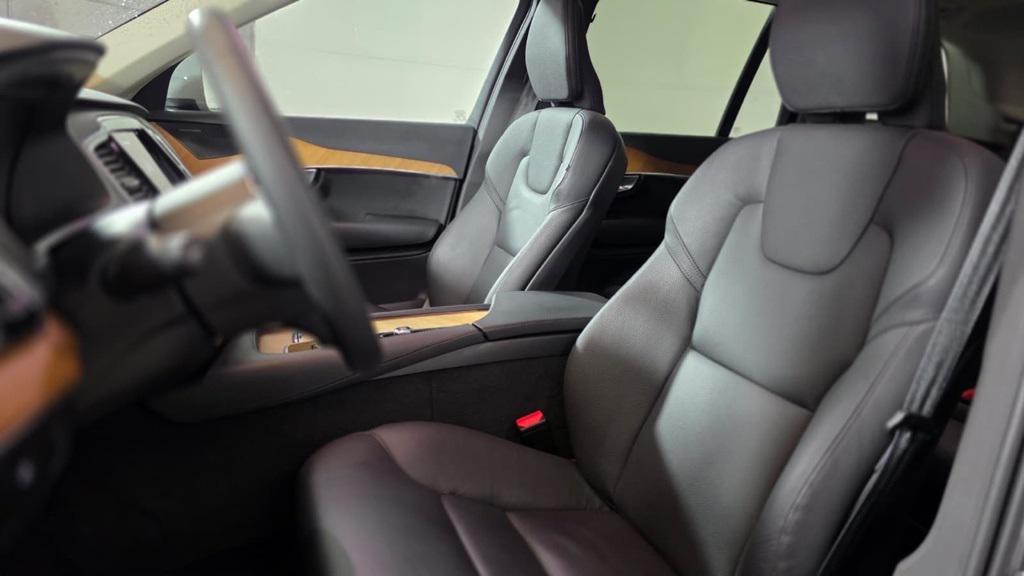 used 2024 Volvo XC90 car, priced at $39,400