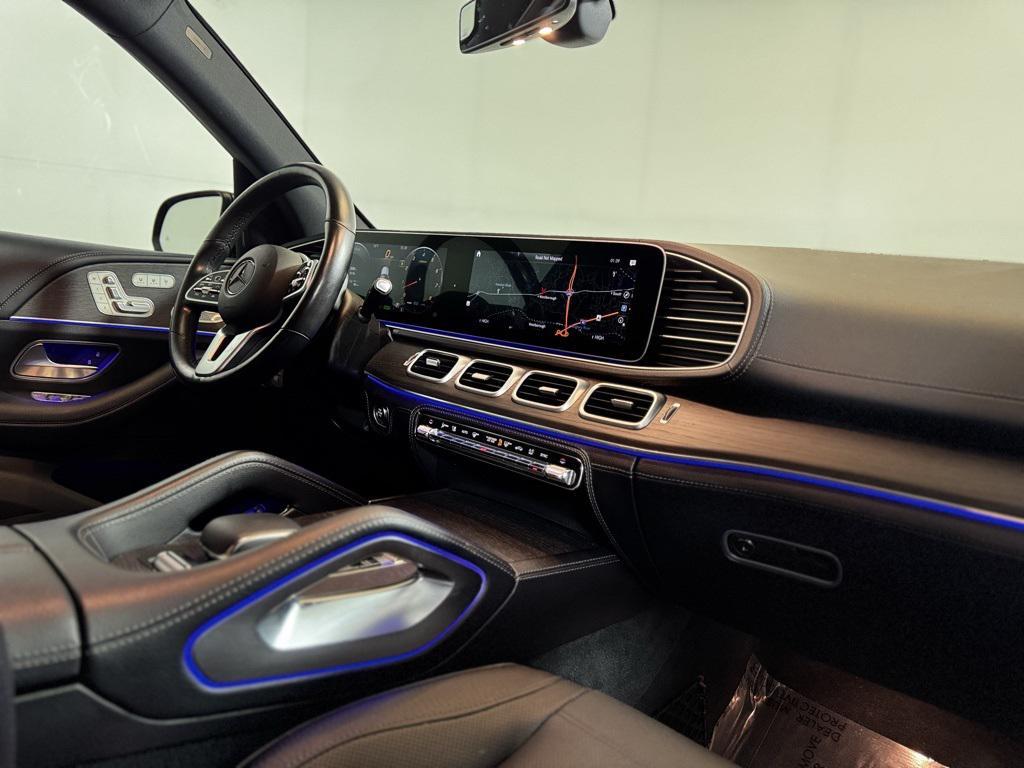 used 2020 Mercedes-Benz GLE 580 car, priced at $40,300