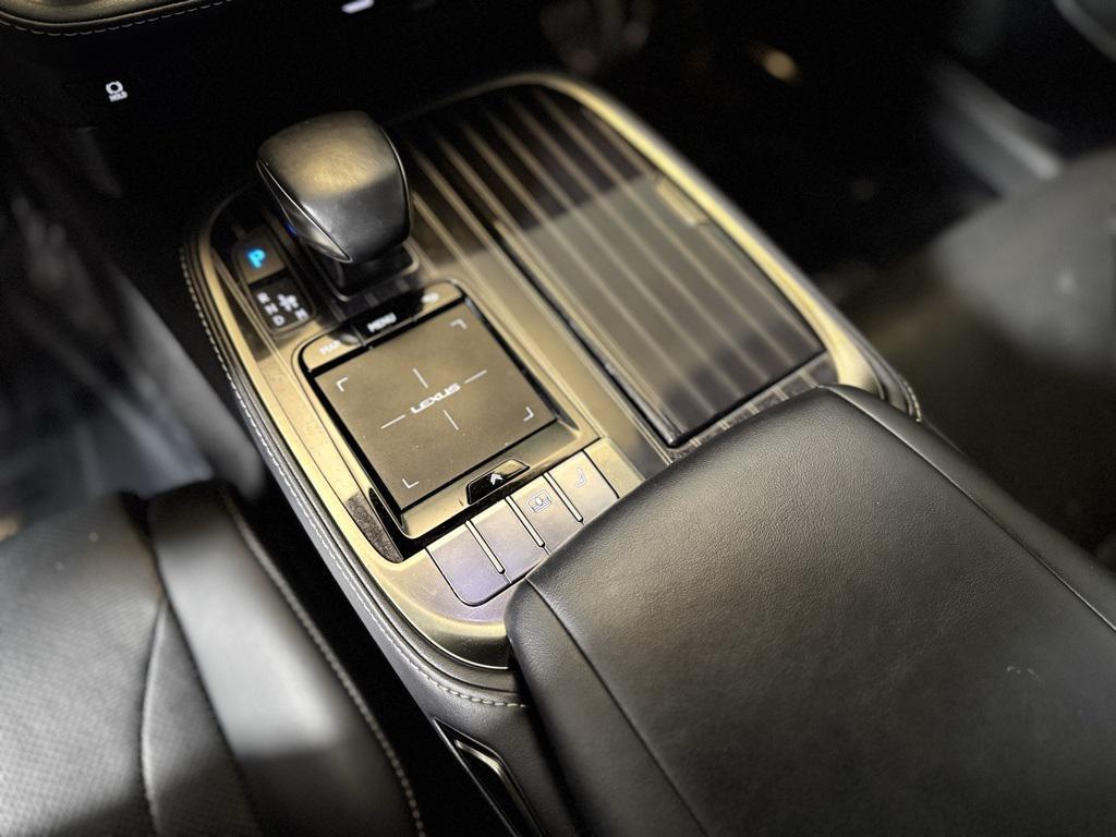 used 2019 Lexus LS 500 car, priced at $35,340