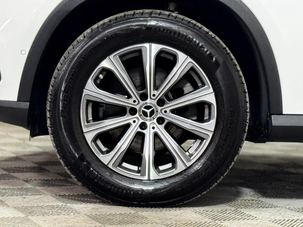 used 2024 Mercedes-Benz GLC 300 car, priced at $40,500