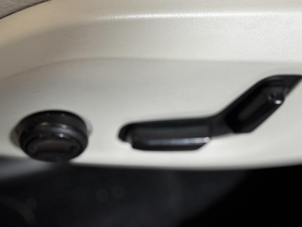 used 2017 Volvo XC90 car, priced at $16,090