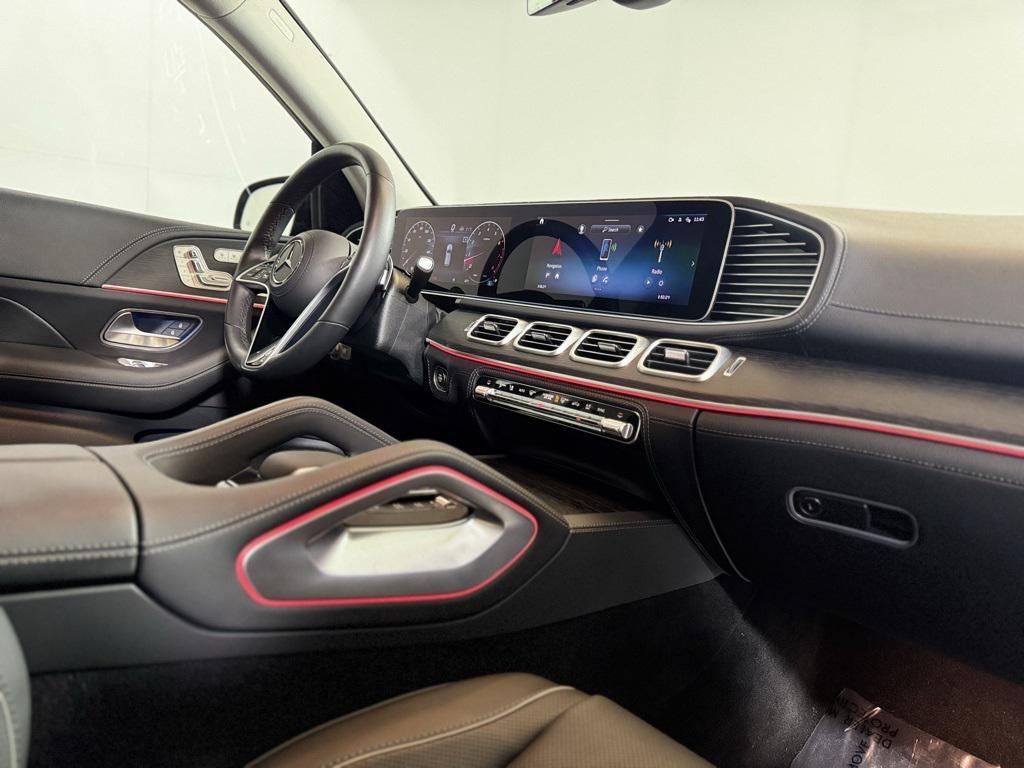 used 2024 Mercedes-Benz GLE 580 car, priced at $68,500