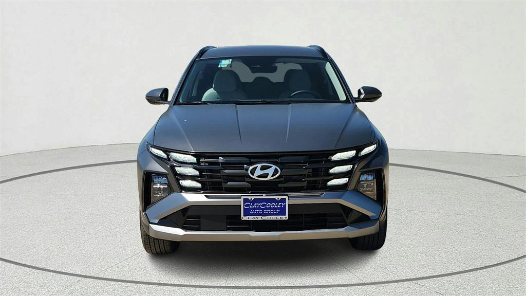 new 2025 Hyundai Tucson car, priced at $28,612