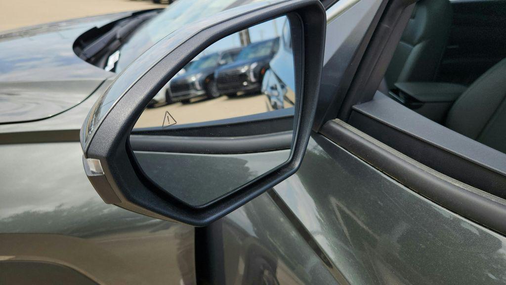 new 2026 Hyundai TUCSON Hybrid car, priced at $33,311