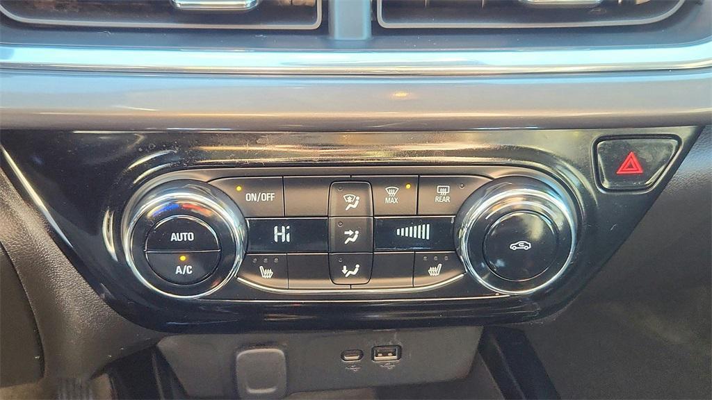 used 2025 Chevrolet Trax car, priced at $23,235