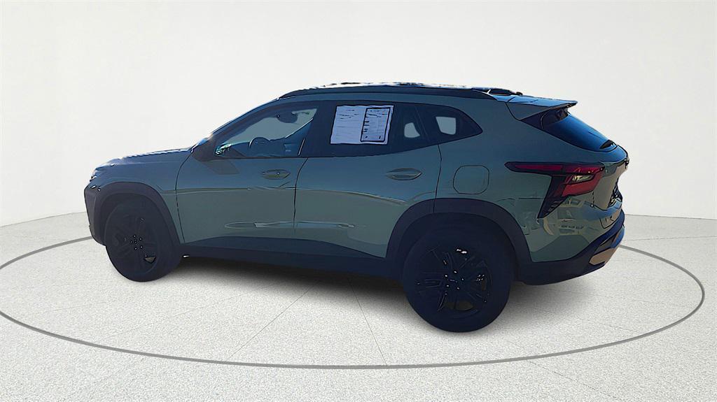 used 2025 Chevrolet Trax car, priced at $23,235