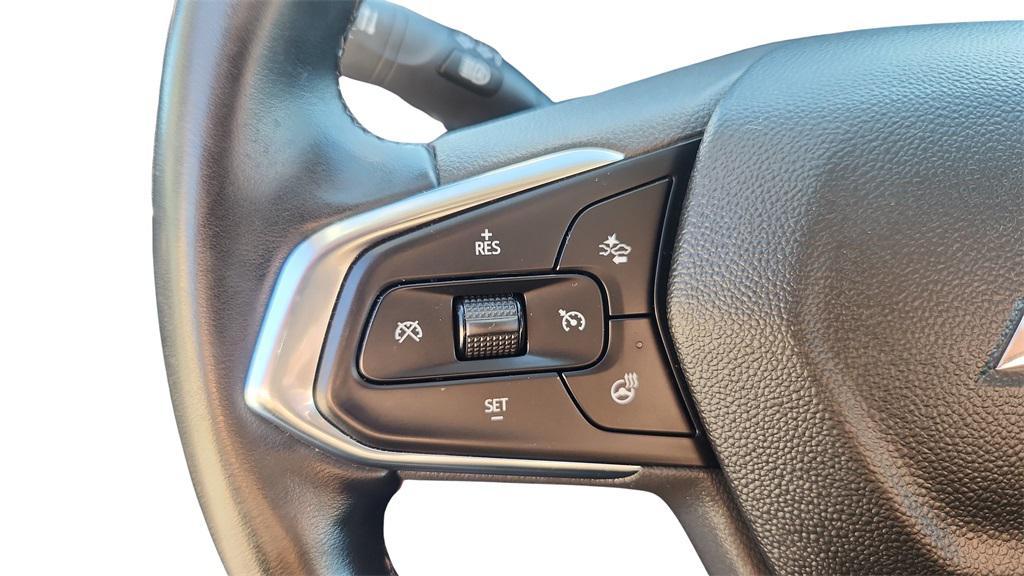 used 2025 Chevrolet Trax car, priced at $23,235