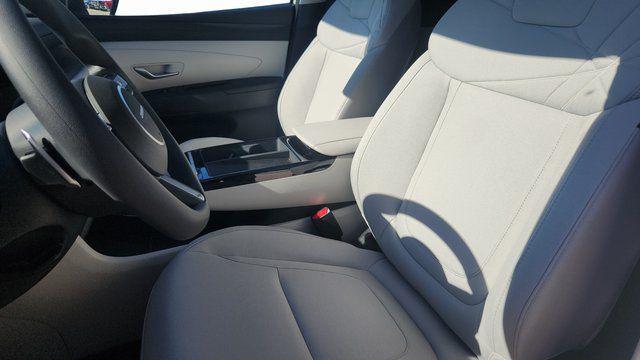 new 2026 Hyundai TUCSON Hybrid car, priced at $34,629