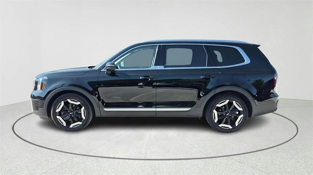 used 2024 Kia Telluride car, priced at $36,500