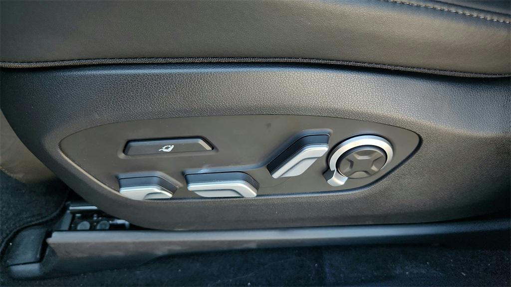 new 2026 Hyundai IONIQ 9 car, priced at $67,271